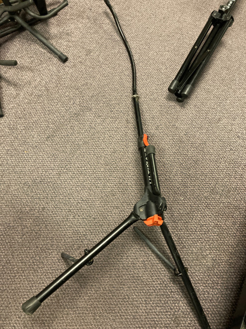 Vist Large View of Product Image Which is Used Ultimate Support AMP STAND W/GOOSENECK Guitar Stand