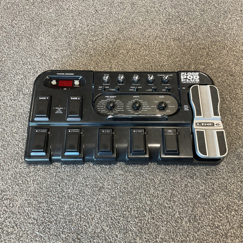 Vist Large View of Product Image Which is Used LINE 6 FLOOR POD PLUS Floorboard