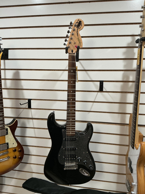 Vist Large View of Product Image Which is Used Squier HSS AFFINITY STRAT S Type Electric Guitar Black 6-String