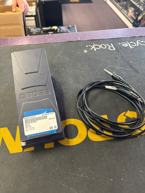 Vist Large View of Product Image Which is Used Boss EV-30 Guitar Effects Pedal