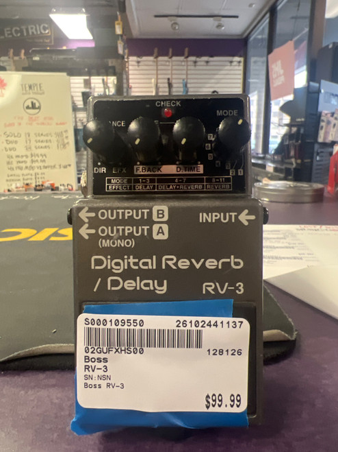 Vist Large View of Product Image Which is Used Boss RV-3 Reverb Pedal