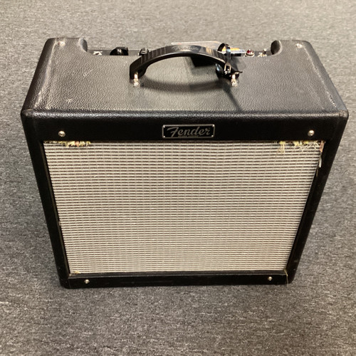 Vist Large View of Product Image Which is Used Fender BLUES JUNIOR III 1 x 12 Tube Combo Amplifier 1 x 12