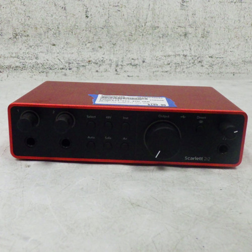 Vist Large View of Product Image Which is Used Focusrite SCARLETT 2I2 4TH GEN Computer Interface 2 A/D Recording Inputs