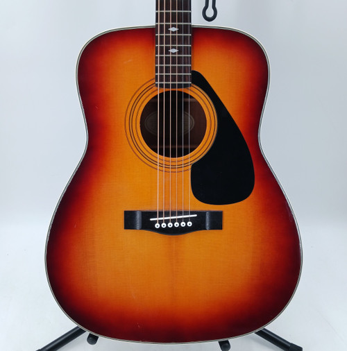 Vist Large View of Product Image Which is Used Yamaha FG-336SB II Solid Top Acoustic Guitar Sunburst