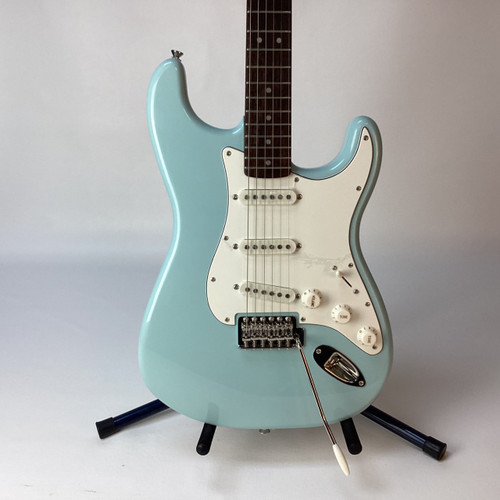 Vist Large View of Product Image Which is Used Squier CLASSIC VIBE 70S STRATOCASTER S Type Electric Guitar Blue 6-String
