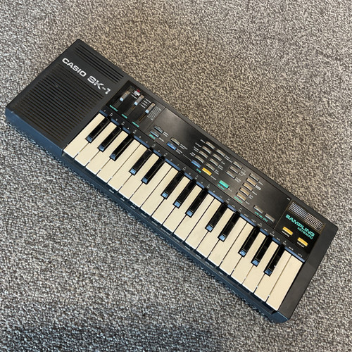 Vist Large View of Product Image Which is Used CASIO SK-1  Vintage Keyboard 25-Key