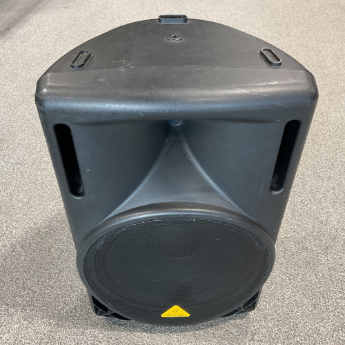 Vist Large View of Product Image Which is Used BEHRINGER EUROLIVE B215D Powered Speaker Cabinet