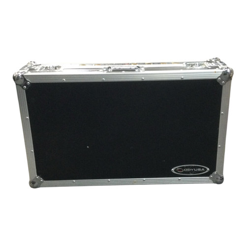 Vist Large View of Product Image Which is Used Odyssey DJ Controller Case