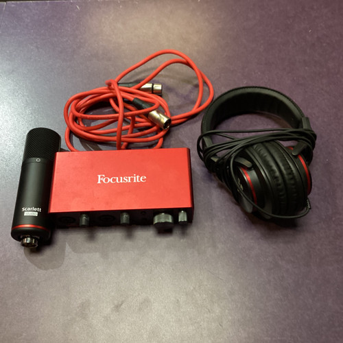 Vist Large View of Product Image Which is Used Focusrite SCARLETT 2I2 STUDIO Computer Interface 2 A/D Recording Inputs