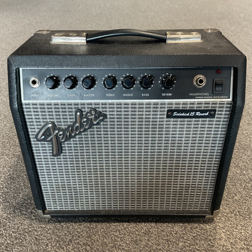 Vist Large View of Product Image Which is Used FENDER SIDEKICK 15 REVERB Solid State Guitar Amplifier