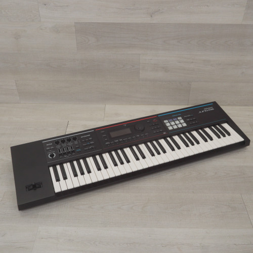 Used Roland JUNO-DS61 Synthesizer 61-Key 40015-S000313181