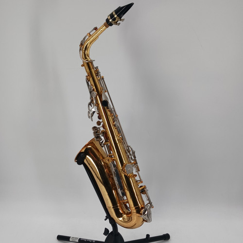 Vist Large View of Product Image Which is Used Vito ALTO SAX JAPAN Alto Saxophone
