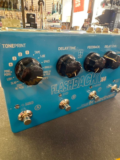 TC Electronic Guitar Effects Delay Vist Large View of Product Image Which is TC Electronic Guitar Effects Delay