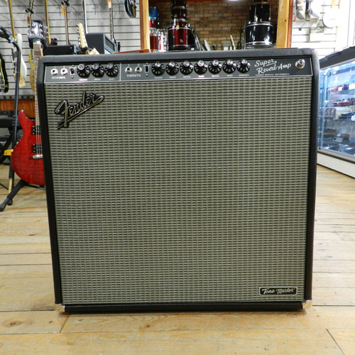 Vist Large View of Product Image Which is Fender Solid State Guitar Amps Combos