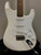 Used Squier SQUIER SONIC STRATOCASTER S Type Electric Guitar White 6-String 41129-S000021037 View 2