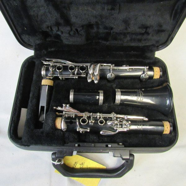 Used Yamaha YCL-250 Clarinets Clarinets
