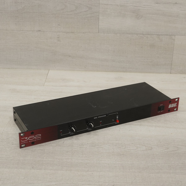 Bibb Technical Services. BBE Model 411 Sonic maximizer sn H01177