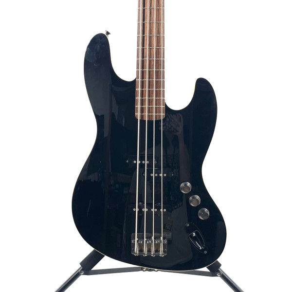 Limited Edition Mark Hoppus Jaguar® Bass – Fender