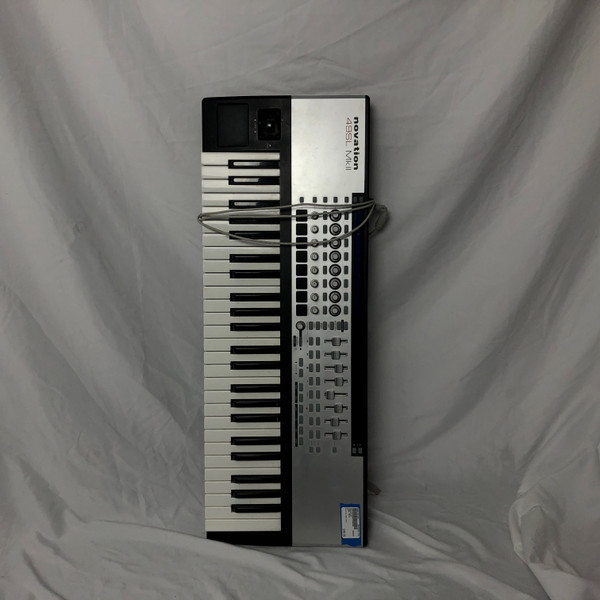 Used Novation LAUNCHKEY 49 MKII 49-Key Controller 49-Key