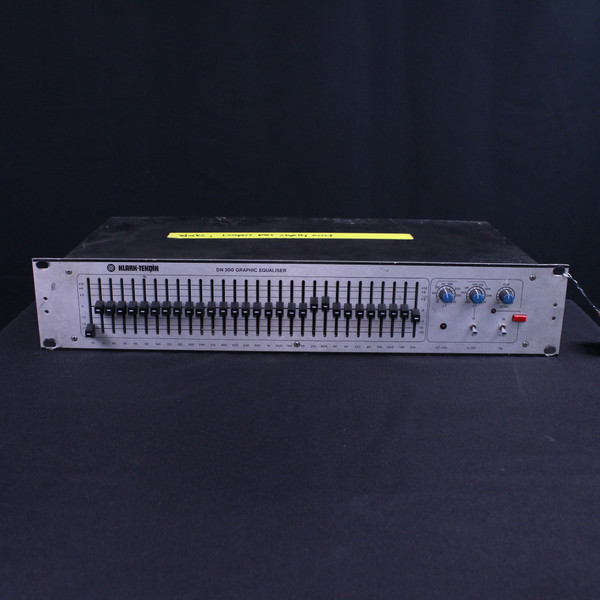 KLARK TEKNIK DN-300 GEQ　2台セット　A KLARK TEKNIK DN-300 GEQ 2台セット A