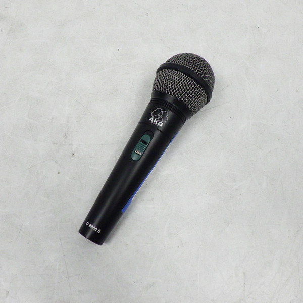 AKG D8000S Dynamic Hypercardioid Microphone MIC XLR Handheld