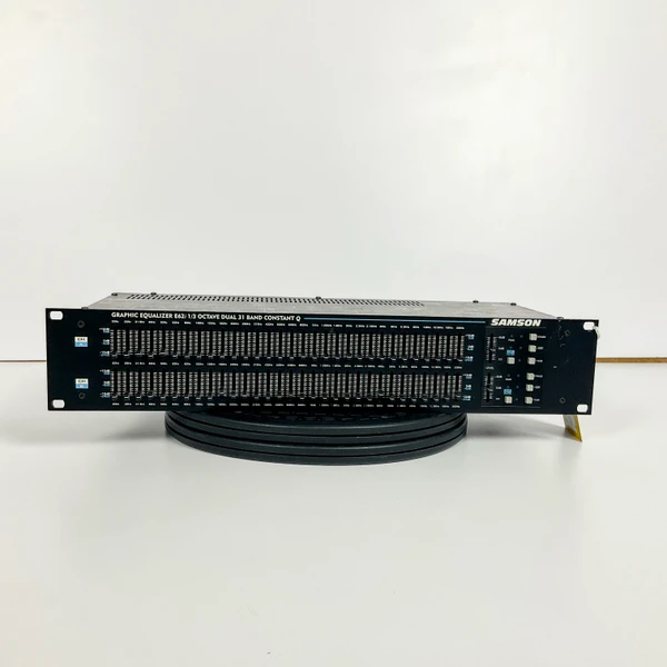 Used Yamaha Q1027 GRAPHIC EQ Equalizer