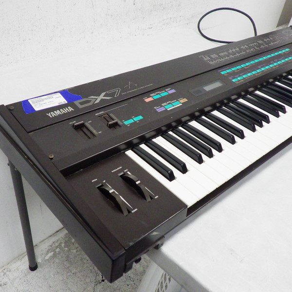 Used ENSONIQ MR61 Vintage 61-Key Synthesizer