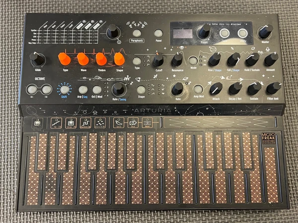 【中古】arturia microfreak black Amazon.com: Digital DJ Gear Arturia MicroFreak Hybrid Analog