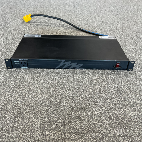 Used Furman M-8X2 POWER CONDITIONER Power Conditioner