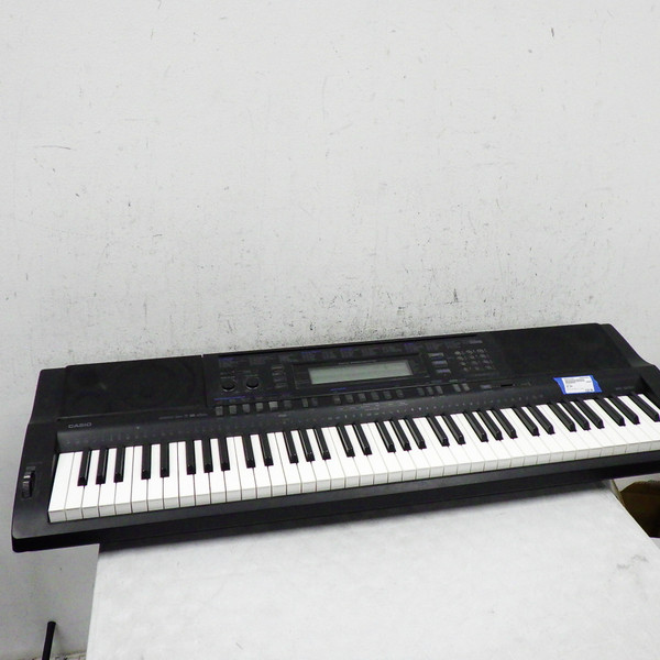 Casio Wk-110 76-Key Keyboard - Evolution Music