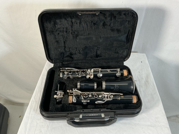 Used Yamaha YCL-250 Clarinets Clarinets