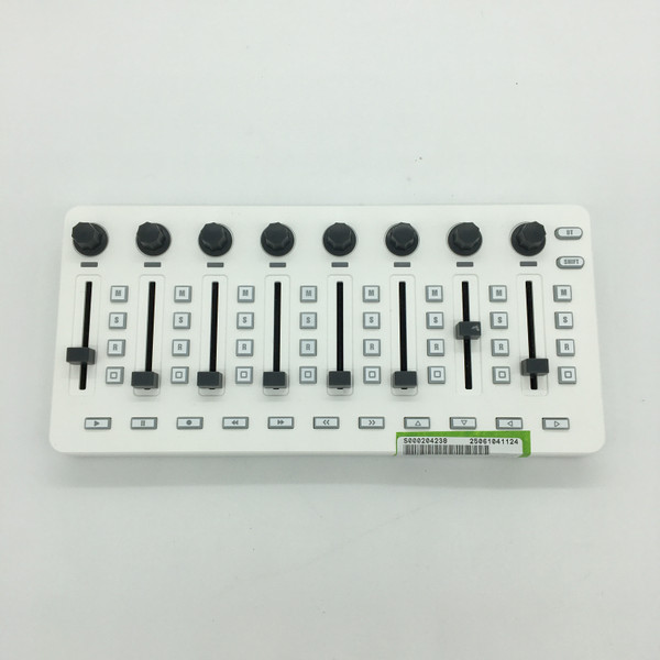 ☆LAUNCHPAD MK2NOVATION☆ゲーム機☆ Amazon.com: Novation MK2 Launchpad Mini Compact USB Grid