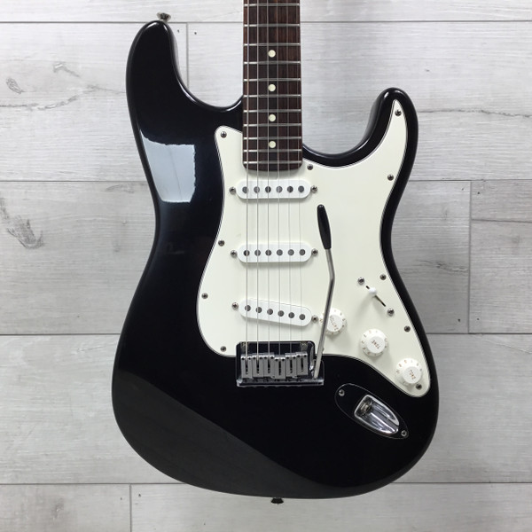 Used Fender 1983 STRATOCASTER MADE IN USA Vintage S Type Electric