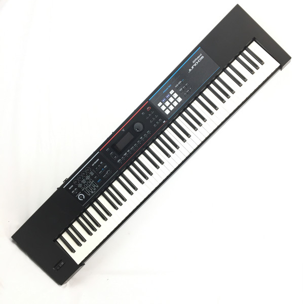 Used Korg TRITON EXTREME 88 W/CASE Vintage 88-Key