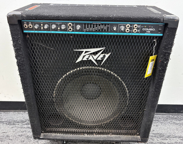 Used Peavey TKO 115 S Vintage Bass Combo Amplifier