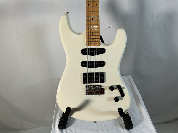 Used Fernandes STRAT COPY Vintage S Type Electric Guitar Silver