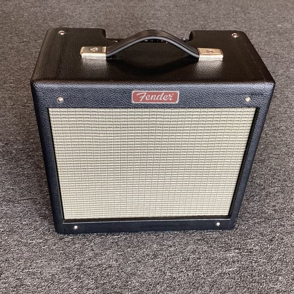 ベース Hughes & Kettner BASS FORCE XXL combo BassForce XXL - Hughes & Kettner BassForce XXL - Audiofanzine