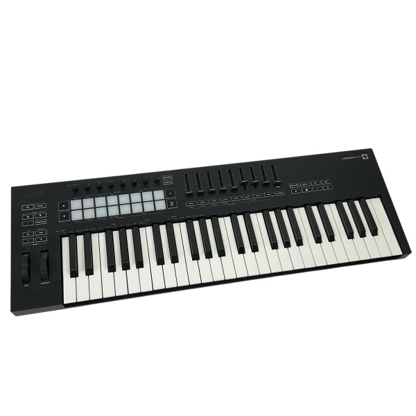 Used Novation LAUNCHKEY 49 MK3 49-Key Controller 49-Key