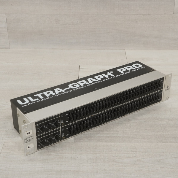 Used Behringer ULTRAGRAPH PRO FBQ1502 Equalizer