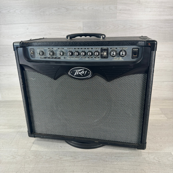 Hughes & Kettner Attax 40 ギターアンプ Used Hughes & Kettner Attax 40 – TR Crandall Guitars