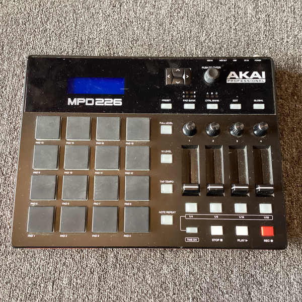 Used AKAI MPD226 Pad Controller