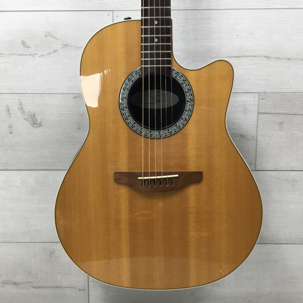 Used Ovation 1121-4 ARTIST BALLADEER Vintage Solid Top