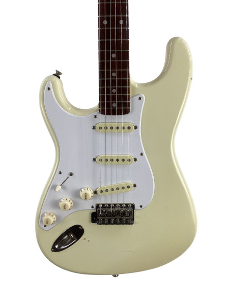 Fender ホワイト MADE IN MEXICO ufo-white-front-fender-for-