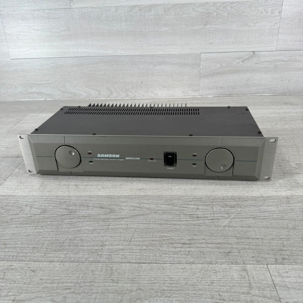 Used Samson SERVO-240 Studio Power Amplifier