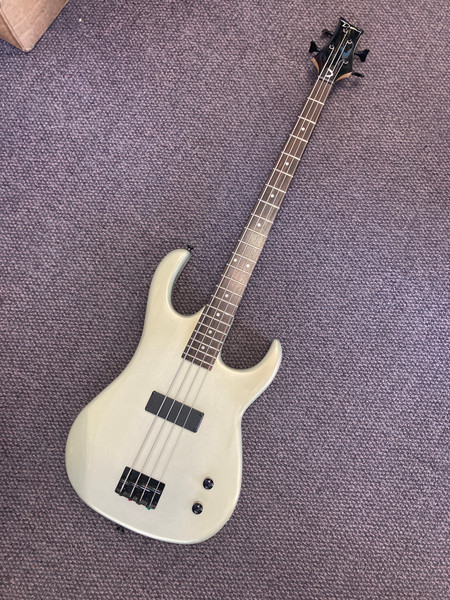 ギター BOSSRV500StrymonMobiusFTTJB-4TTArc4 etc Amazon.co.jp: SG/LPギター用配線済み配線ハーネス回路