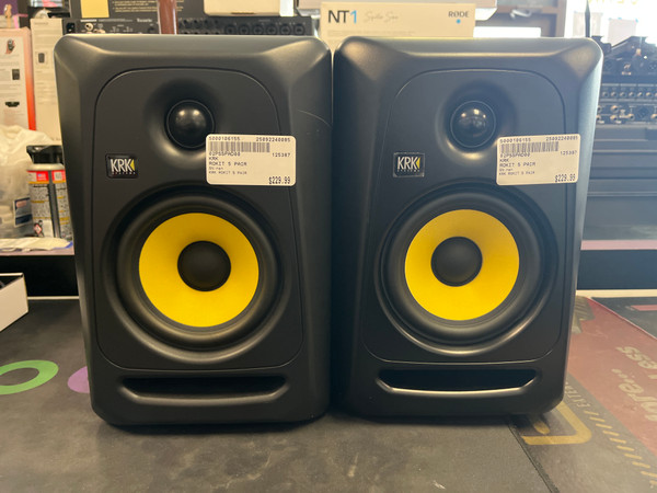 ヴァーシティ・ディーン DEAN ZX - CLASSIC BLACK | Guitars and More