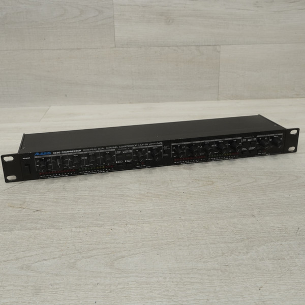 Alesis 3630 Compressor 名機　美品 Alesis 3630 Compressor