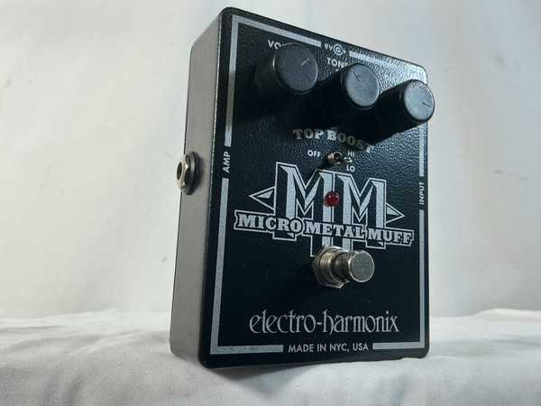 Used Mooer TRIANGLE BUFF Fuzz Pedal