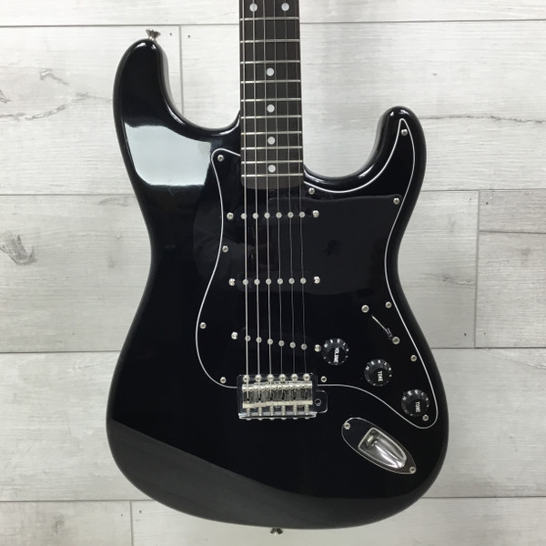 Used Yamaha SUPER COMBINATOR 700 Vintage S Type Electric Guitar