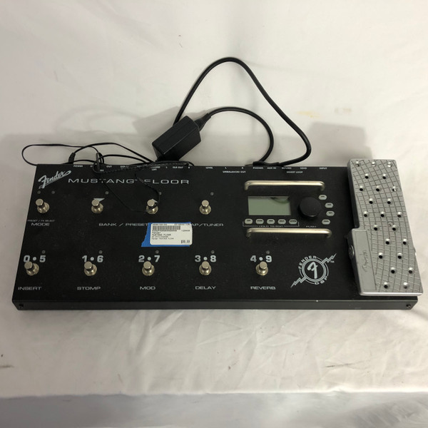 Used Zoom B3N MULTI EFFECTS PROCESSOR W/ AC Floorboard Effect